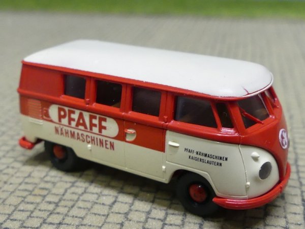 1/87 Brekina # 0264 VW T1 b Pfaff Nähmaschinen KL Bus