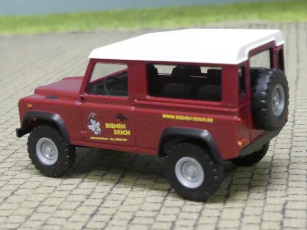 1/87 Busch Land Rover Defender '90 Bienen Erich 54310