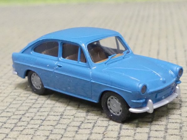 1/87 Brekina VW 1600 TL blau