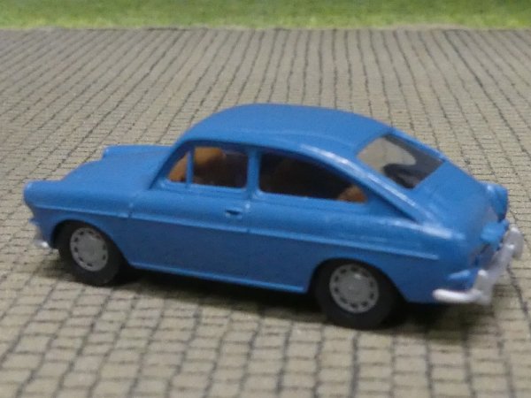 1/87 Brekina VW 1600 TL blau