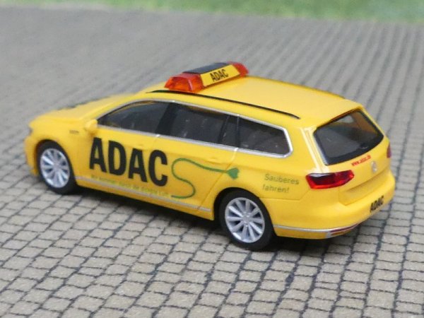 1/87 Herpa VW Passat Variant GTE ADAC 095136