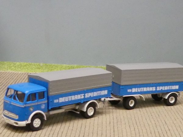 1/87 Brekina MB 334 Deutrans Spedition VEB Planen-Hängerzug
