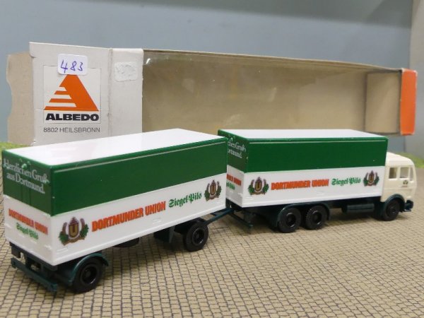1/87 Herpa Albedo MB NG Dortmunder Union Siegel Pils Koffer HZ #483