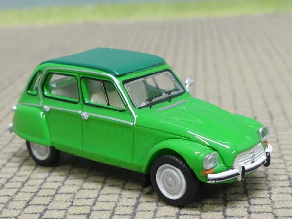 1/87 Brekina Citroen Dyane grün 14258