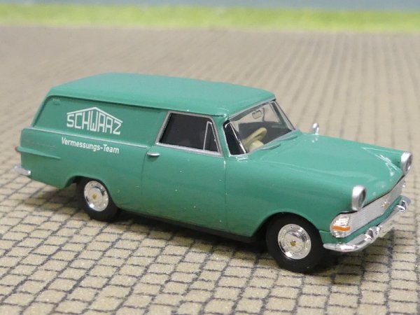 1/87 Brekina Opel Rekord P2 Caravan Schwarz Bau