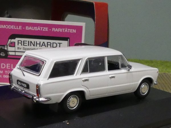 1/43 IST Polski Fiat 125P Kombi 1973 hellgrau 082