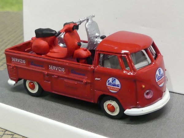 1/87 Schuco VW T1 Vespa + Roller 265 0400