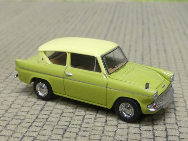 1/87 Brekina Ford Anglia, hellgrün/beige 19336