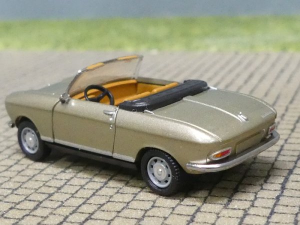 1/87 Brekina Peugeot 204 Cabrio gold 1967, 29177