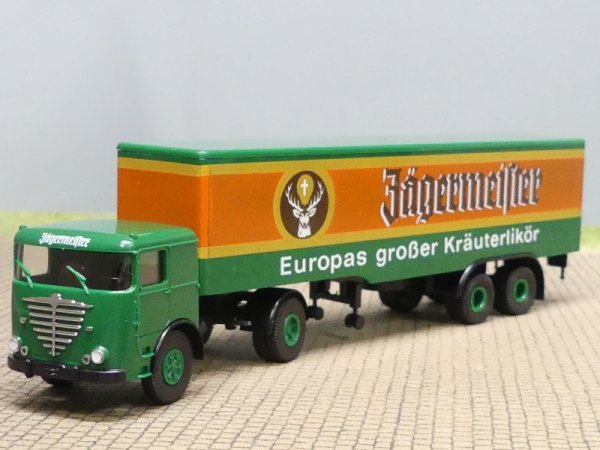 1/87 Brekina Büssing LS 11 Jägermeister Koffer-Sattelzug