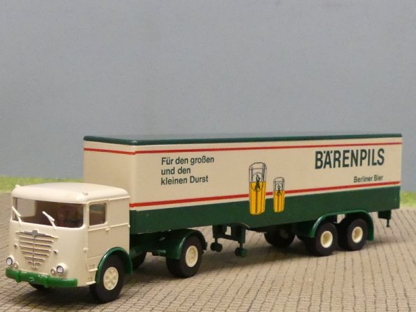 1/87 Brekina Büssing LS 11 BÄRENPILS Koffer-Sattelzug 7911