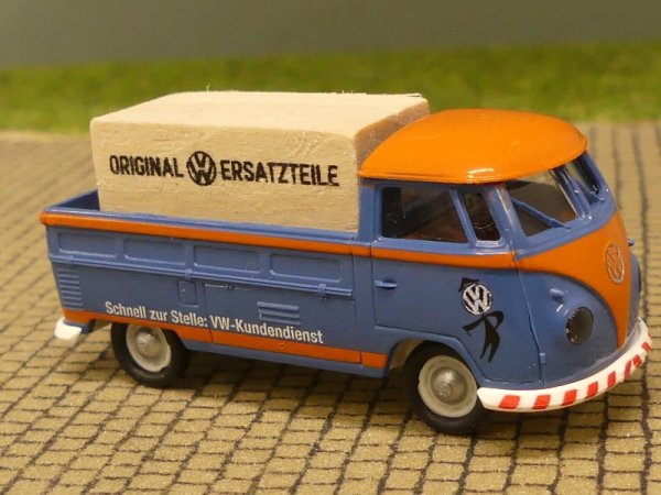 1/87 Brekina # 2281 VW T1b VW Kundendienst, Pritsche mit Holzkiste
