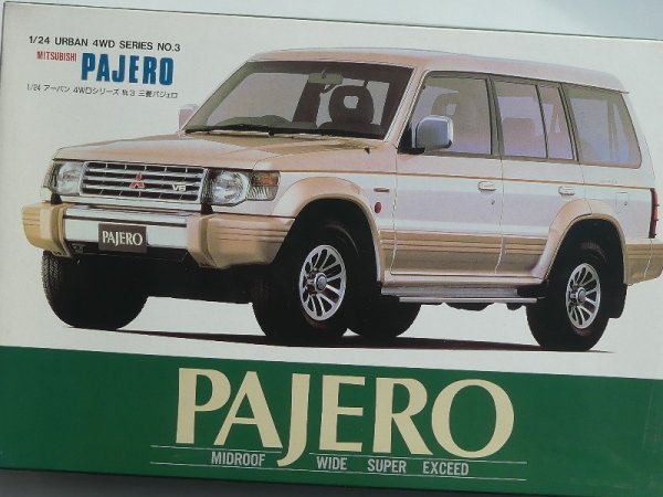 1/24 Aoshima Mitsubishi Pajero Urban 4WD 01234