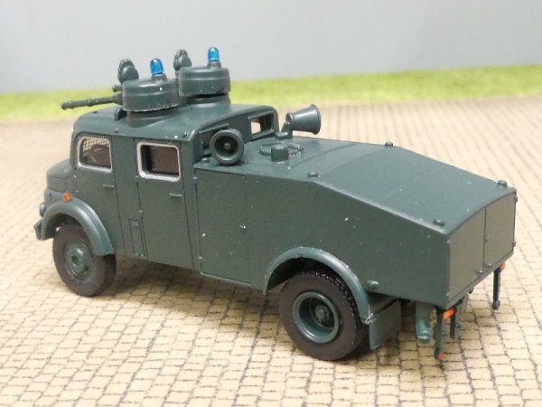 1/87 Brekina MB LA 1113 Bundesgrenzschutz Wasserwerfer 47184