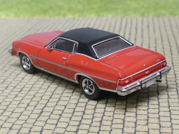 1/87 Brekina Ford Gran Torino rot, Dach schwarz 19732