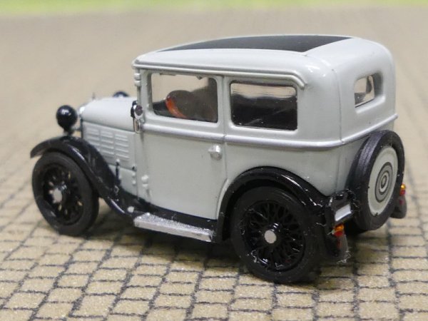 1/87 Brekina BMW Dixi grau Speichenräder Dach schwarz