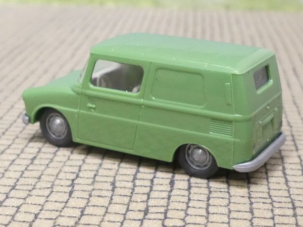 1/87 Brekina VW Fridolin resedagrün