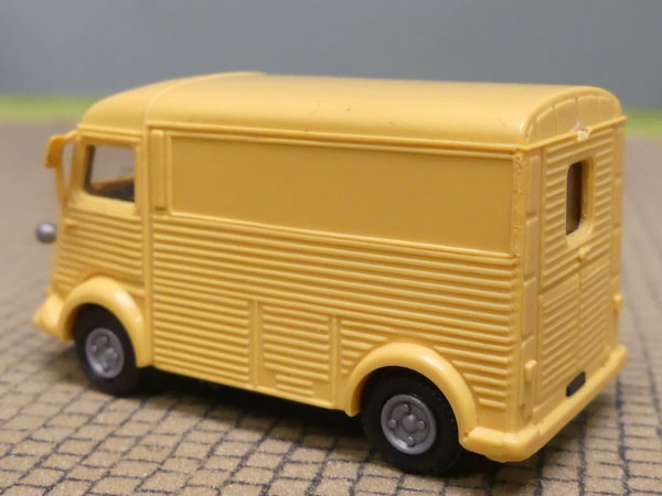 1/87 Busch Citroen HY gelbbeige Praline