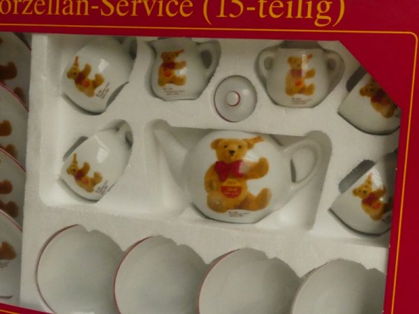 Steiff Puppen-Porzellan-Service 15-teilig Dekor Teddybären 613173