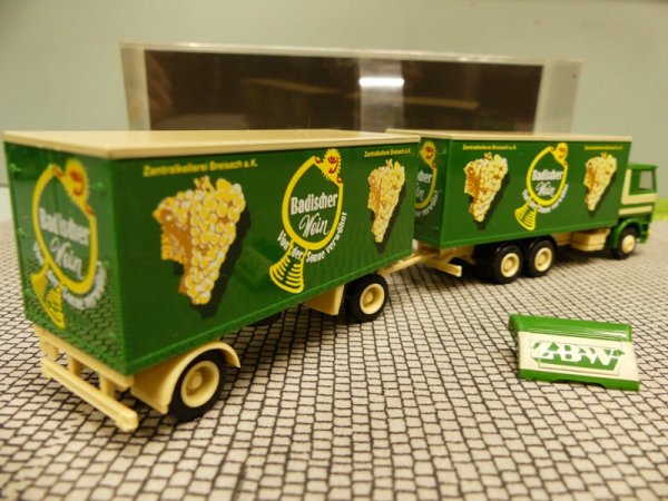 1/87 Herpa Scania 142 Badischer Wein Koffer HZ #742
