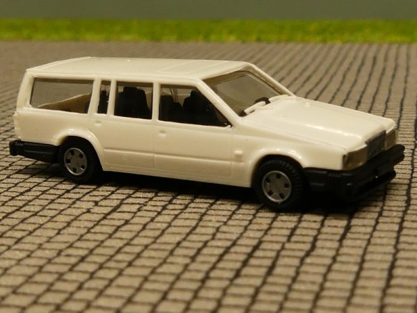 1/87 Euromodell IMU Volvo 760 GLE Kombi weiss