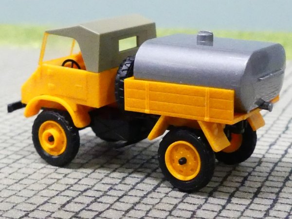 1/87 Epoche Unimog 411 Sprengwagen orange 20414