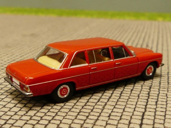 1/87 Brekina Mb 220 lang hellrot MB /8 SONDERPREIS 13402