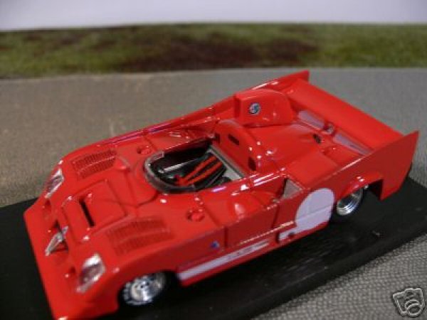 1/43 Brumm r237 Alfa Romeo 33TT12 Prototipo 1974 rot