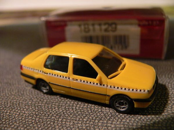 1/87 Herpa VW Vento Crashtest 181129 SONDERPREIS