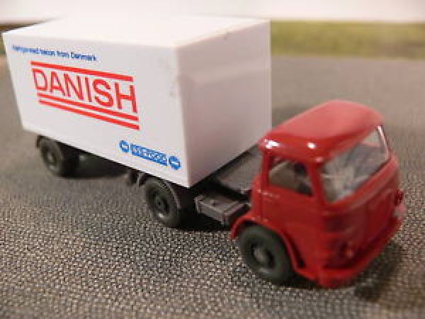 1/87 Wiking MAN DANISH Food DK Sattelzug weiß 577 1