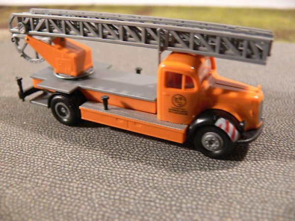 1/87 Brekina MB 311 EAM Drehleiter