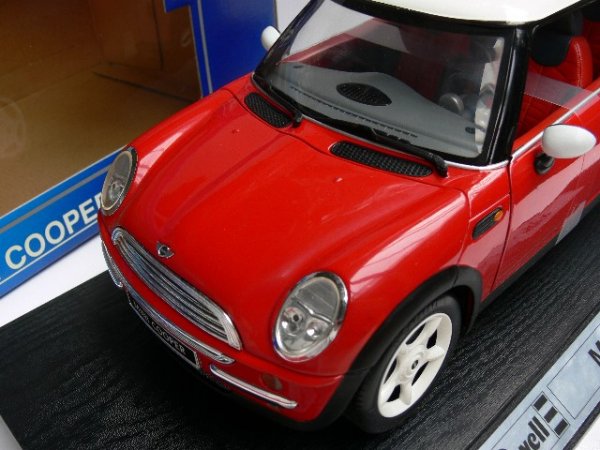 1/12 Revell Mini Cooper rot Dach weiss 08451