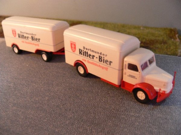 1/87 Brekina Krupp Mustang Ritter Bier Dortmund Koffer-Hängerzug