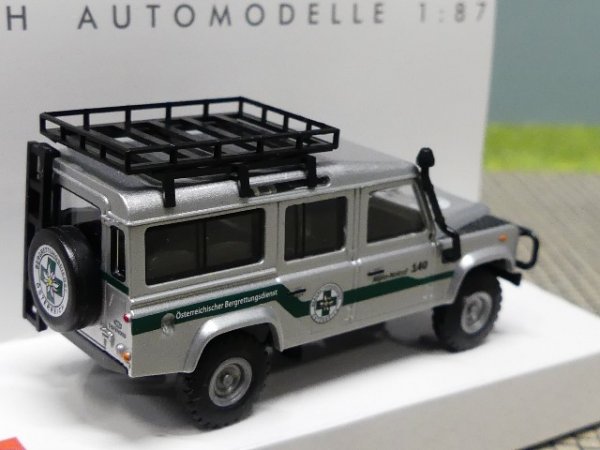 1/87 Busch Land Rover Defender Bergrettungsdienst Salzburg 50384