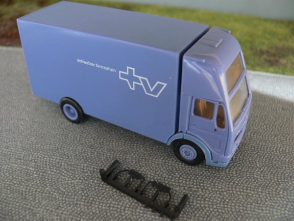 1/87 Herpa MB Schweizer Fernsehen TV Koffer-LKW