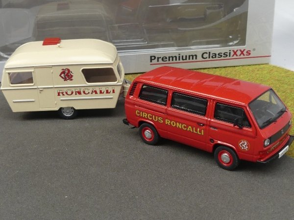 1/43 Premium Classixxs VW T3 a Bus/Wohnanhänger Circus Roncalli 11459