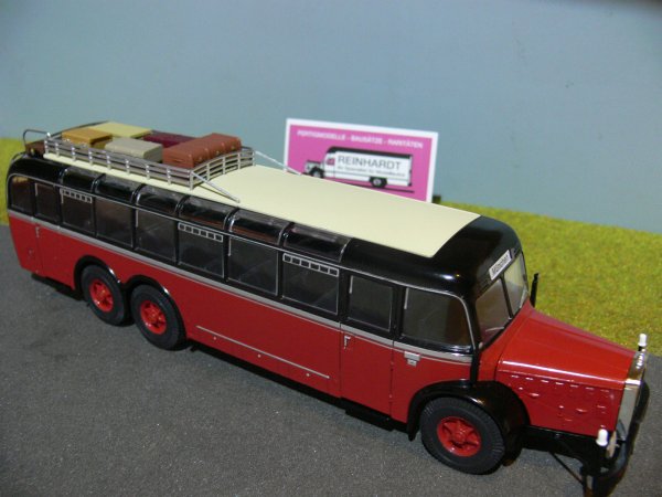 1/43 IXO MB O 10000 1938 Reisebus mit Gepäckträger Bus 4