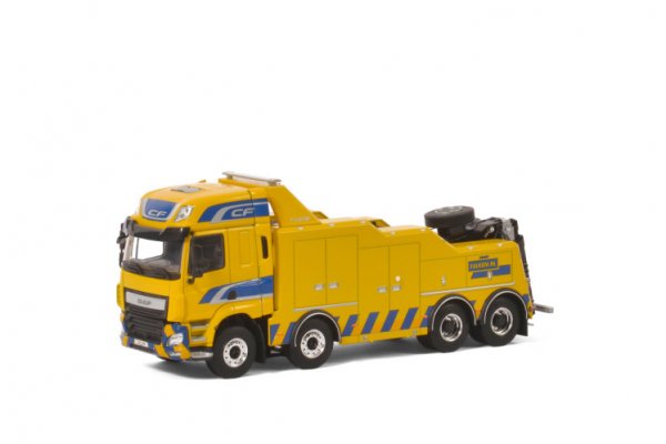 1/50 WSI DAF CF SPACE CAB 8x4 Abschlepper 04-2005