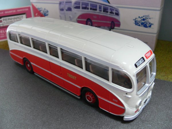 1/50 Corgi Burlingham Seagull Coach Trent Motor Traction CO. GB 97340