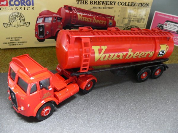1/50 Corgi Atkinson Articulated Tanker Set Vaux Breweries LTD. GB 27901