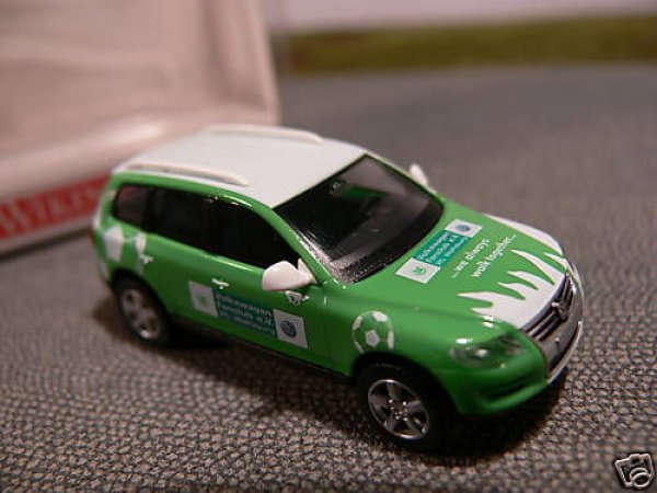 1/87 Wiking VW Touareg VFL Wolfsburg Fanclub  0060 37