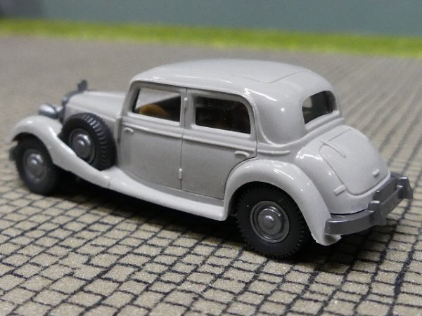 1/87 Wiking MB 260 D 1937 hellgrau 832 4 A