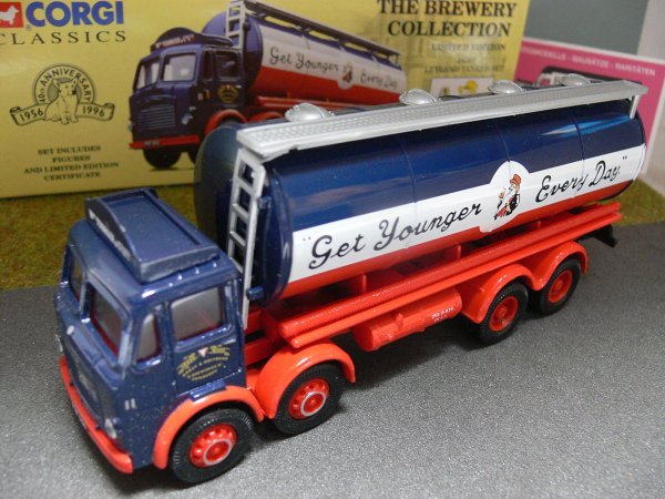 1/50 Corgi Leyland Tanker Set Youngers Brewery GB 24301