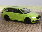 1/87 Brekina Skoda Octavia Kombi hellgrün-metallic, 870597