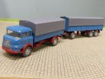 1/87 Wiking Krupp 806 azurblau, Grill silber, Planen-Hängerzug 486