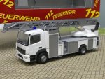 1/87 Herpa MB Atego DLK weiß