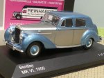 1/43 White Box Bentley MK VI silber/metallic-hellblau WB185
