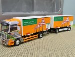 1/87 Herpa MAN TGX XXL DEKRA Fahrertraining Wechsel-Gardienenplanen-Hängerzug 901789