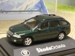 1/72 Abrex/Cararama Skoda Octavia Kombi dunkelgrün